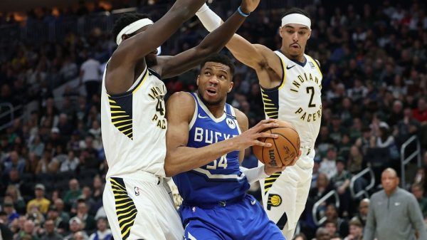 Φουλάρουν για τον Αντετοκούνμπο οι Νιου Γιορκ Νικς