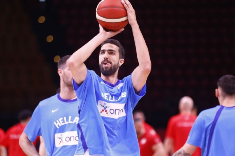 Πάει και για άλλον Έλληνα ο Ολυμπιακός – Ο 24χρονος φόργουορντ που έχει στη λίστα του… (vids)