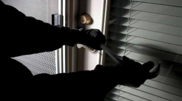 Συμμορία είχε κάνει τουλάχιστον 55 διαρρήξεις σε σπίτια μέσα σε λίγους μήνες – Συνελήφθησαν τρία μέλη