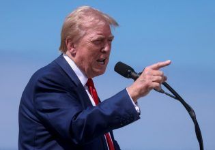 Ο Τραμπ ξεκαθαρίζει ότι «δεν θα επιτρέψουμε κανέναν εμπλουτισμό ουρανίου» από το Ιράν