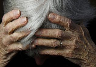 Ηράκλειο: Νέο περιστατικό ενδοοικογενειακής βίας – Γιος χτύπησε την μητέρα του και την κλείδωσε σε δωμάτιο