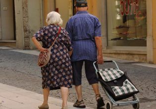 Δημογραφικό: Μια… βραδυφλεγής βόμβα στα θεμέλια της οικονομίας