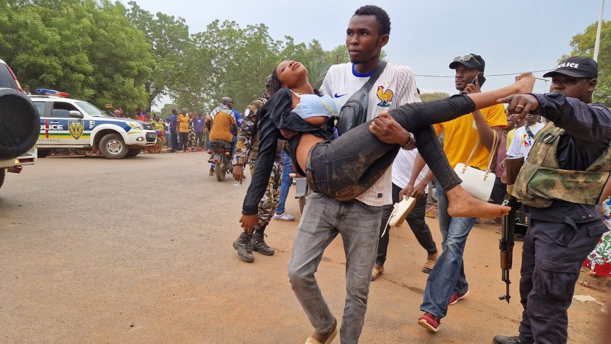 Κεντροαφρικανική Δημοκρατία: Δεκάδες νεκροί από έκρηξη μετασχηματιστή σε λύκειο κατά τη διάρκεια των εξετάσεων
