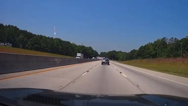 ΗΠΑ: Μετεωρίτης εμφανίζεται στον ουρανό και πέφτει στην Ατλάντα