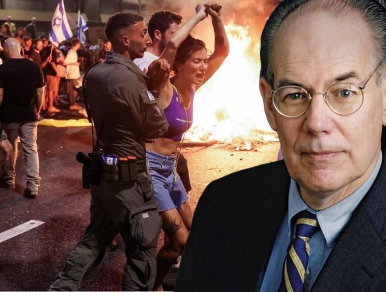 Σοκαρισμένος καθηγητής του Πανεπιστημίου του Σικάγο με το Ισραήλ: «Είναι σαν τους Γερμανούς επί Χίτλερ»