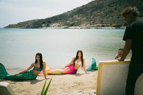 Evangelia: Γιατί μεταμορφώθηκε σε… γοργόνα;