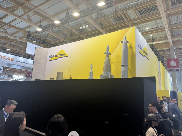 Οι Γάλλοι όρθωσαν… τοίχο σε ισραηλινά όπλα στην Paris Air Show