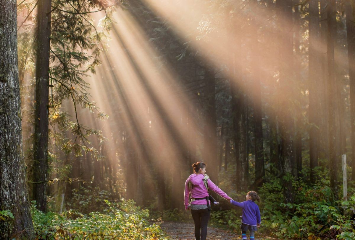 Γονείς στην εποχή της κλιματικής κρίσης: Μεγαλώνοντας παιδιά που νοιάζονται για το περιβάλλον