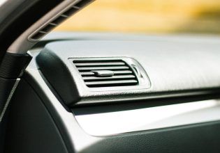 Τι θερμοκρασία πρέπει να βγάζει το κλιματιστικό αυτοκινήτου το καλοκαίρι