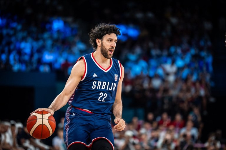 «Τρέλα» για τον Μίτσιτς: Κι άλλη ομάδα στο κυνήγι του Σέρβου – Το «ντόμινο» και ο Ολυμπιακός