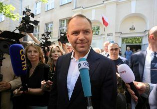 Πολωνία: Νέα εκτίμηση «βλέπει» τον εθνικιστή Ναβρότσκι να οδεύει προς τη νίκη