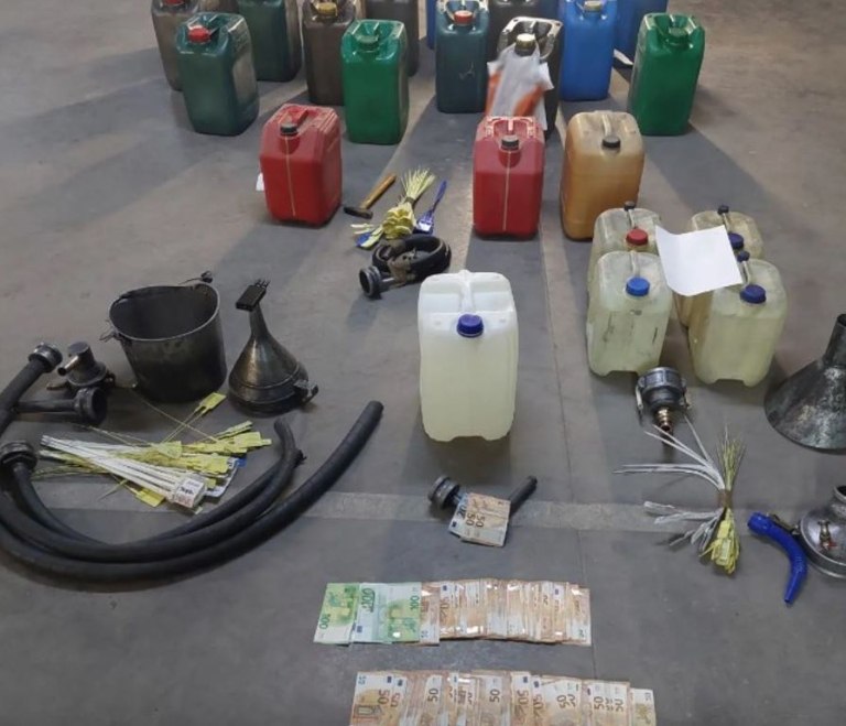 Θεσσαλονίκη: Οργάνωση διακινούσε λαθραία καύσιμα – Πάνω από 280.000 ευρώ το παράνομο κέρδος