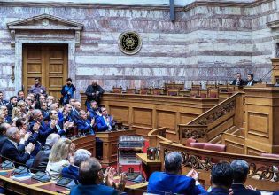 Γιατί χαίρονται στη Νέα Δημοκρατία με τις εξελίξεις στα Τέμπη