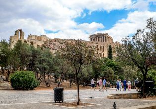 Καιρός: Ξεκινά η θερμή εισβολή σε όλη τη χώρα – Πότε θα δούμε 39αρια