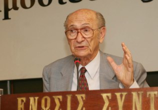 Γεώργιος – Αλέξανδρος Μαγκάκης: Όλα κοινά εκτός… από τη βούρτσα των δοντιών