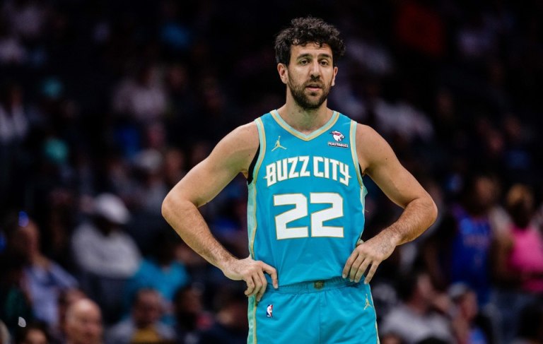 «Θέλει να περάσει και τον Ναν»: Ο Ολυμπιακός, ο Μίτσιτς και τα… 6.000.000 ευρώ!