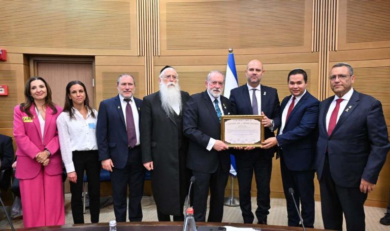 Οι ΗΠΑ δεν στηρίζουν πλέον ανεξάρτητο παλαιστινιακό κράτος λέει ο πρέσβης στο Ισραήλ