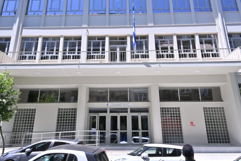 Εγκαινιάστηκε το ανακαινισμένο κτήριο του Νέου Χημείου του Πανεπιστημίου Αθηνών