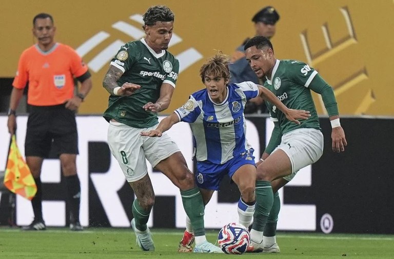 Στο μηδέν Παλμέιρας και Πόρτο (0-0), νικηφόρα πρεμιέρα για την Μποταφόγκο (2-1)