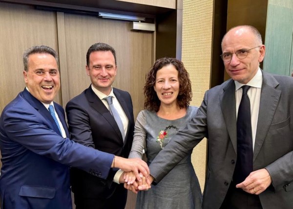 Παπασταύρου: Οι διαχωριστικές γραμμές στον ενεργειακό χάρτη της Ευρώπης πρέπει να παύσουν να υπάρχουν