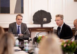 Νέα επίθεση από Μαξίμου στον Τσίπρα μέσα σε λίγες ώρες – Την σκυτάλη πήρε ο Σκέρτσος