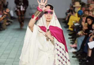 Ο νέος Παλαιστίνιος σχεδιαστής μόδας, που θέλει να αλλάξει τις πασαρέλες, έχει την εύνοια της Bella Hadid