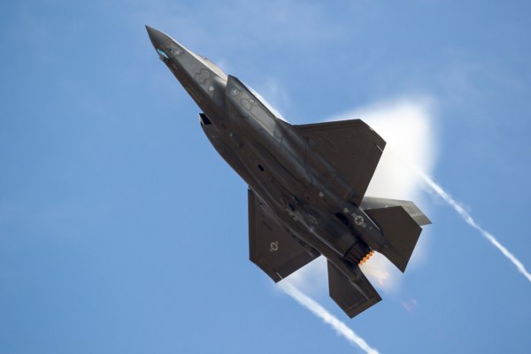 Λύση στο θέμα των F-35 μέχρι το τέλος του 2025 βλέπει ο πρέσβης των ΗΠΑ στην Τουρκία