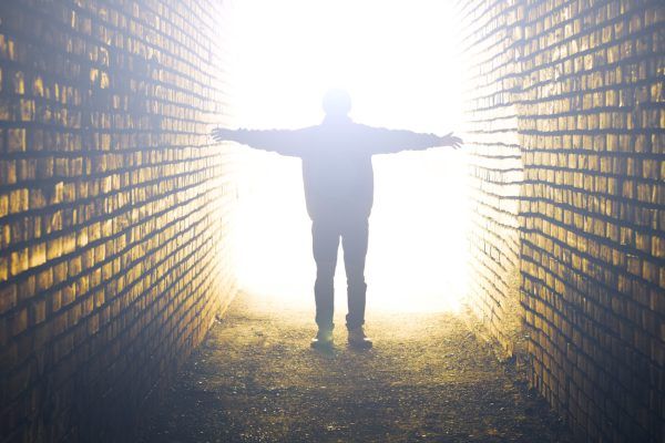 «Δεν ήταν λύτρωση» – Πέθανε για έξι λεπτά και περιγράφει όσα έζησε μετά το… φως