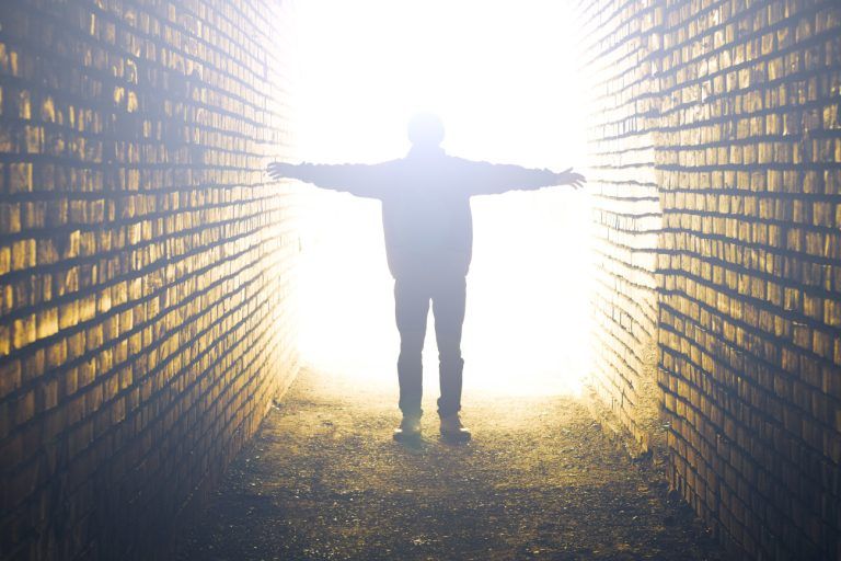 «Δεν ήταν λύτρωση» – Πέθανε για έξι λεπτά και περιγράφει όσα έζησε μετά το… φως