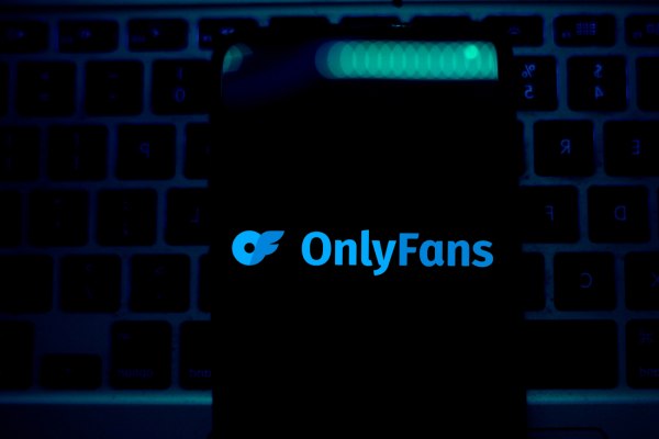 OnlyFans: Ο μυστηριώδης δισεκατομμυριούχος πίσω από την «ροζ» αυτοκρατορία