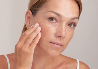 Αντιγήρανση: Ποια είναι τα μυστικά για να δείχνετε νέοι