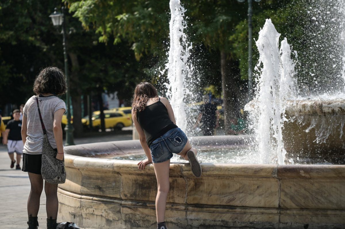 Καιρός: Κορυφώνεται το κύμα ζέστης – Προ των πυλών η πιο θερμή ημέρα του φετινού Ιουνίου