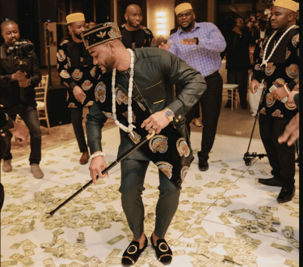 Νιγηρία: Το απίθανο μέτρο για να υπερασπιστεί το νόμισμα