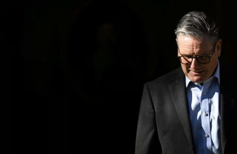 Ο Στάρμερ «φτιάχνει» στρατό: «Αντιμετωπίζουμε τη σοβαρότερη στρατιωτική απειλή από το τέλος του Ψυχρού Πολέμου»