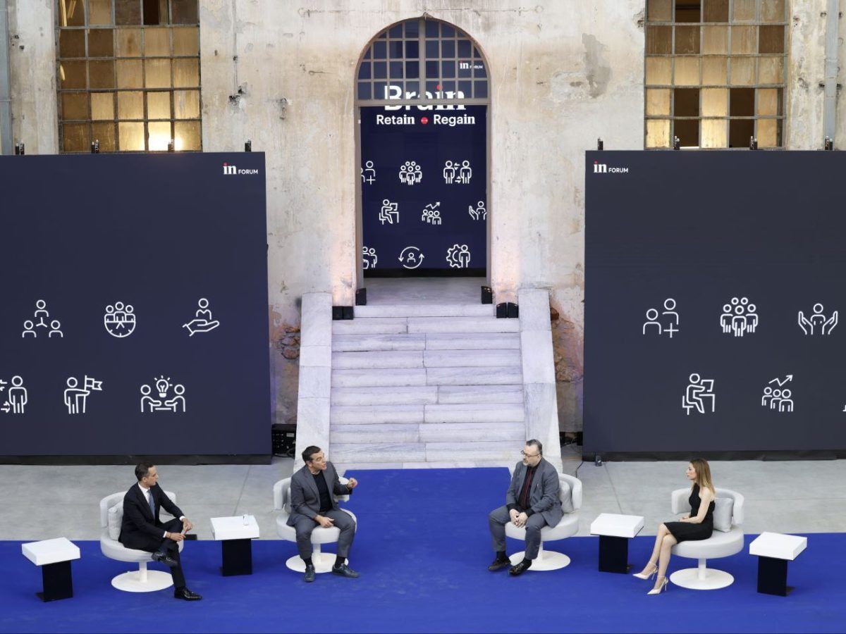 Το inForum, οι «πρώην» και η πολιτική πέρα από τον τεχνοκρατισμό