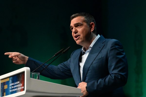 Ηχηρή παρέμβαση Τσίπρα για ΟΠΕΚΕΠΕ και σύστημα Μητσοτάκη: Μας χρεοκόπησαν και κάνουν τα ίδια