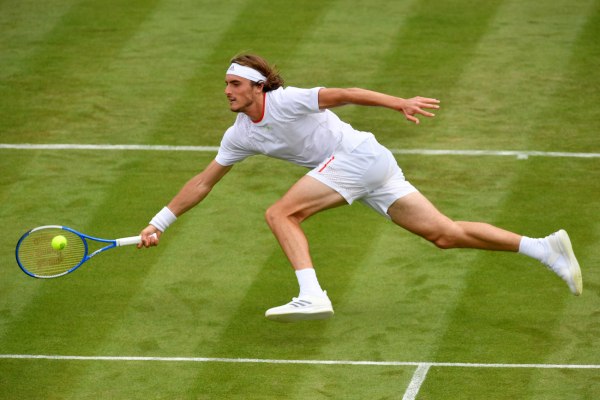 Συγκλονιστική στιγμή: Όταν ο Τσιτσιπάς ζήτησε τη βοήθεια του γιατρού (pic)