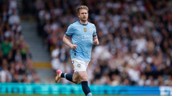 «Περνάει από ιατρικές εξετάσεις την προσεχή Δευτέρα και υπογράφει ο Ντε Μπρόινε στη Νάπολι»