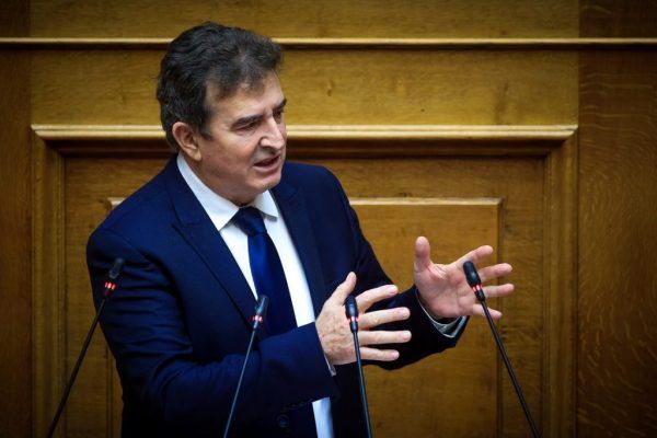 Χρυσοχοΐδης για το Ολυμπιακός – Παναθηναϊκός: «Είχαμε αξιόποινες συμπεριφορές παραγόντων»