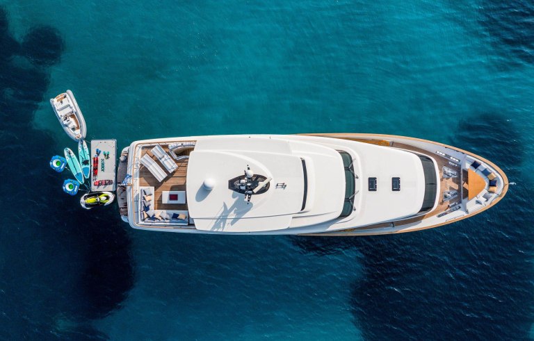 Οι μαρίνες το νέο χρυσωρυχείο για τη Wall Street