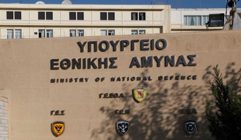 Υπουργείο Άμυνας: Έκτακτη σύσκεψη για την επικαιροποίηση των μέτρων της αεράμυνας της χώρας