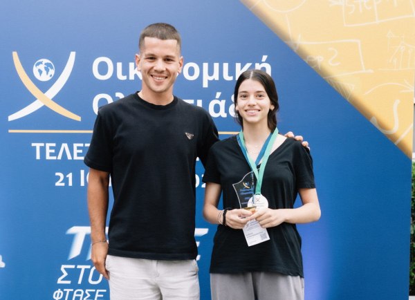 Πρωταθλήτρια στην τοξοβολία, πρωταθλήτρια και στα Οικονομικά η Ιωάννα Αναστασοπούλου