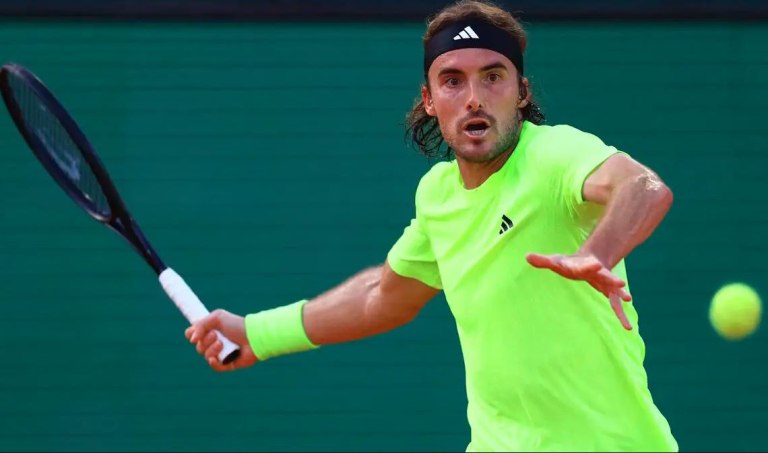 Τσιτσιπάς – Νταρντέρι 2-1: Έδειξε χαρακτήρα και προκρίθηκε στον δεύτερο γύρο του Χάλε (vid)