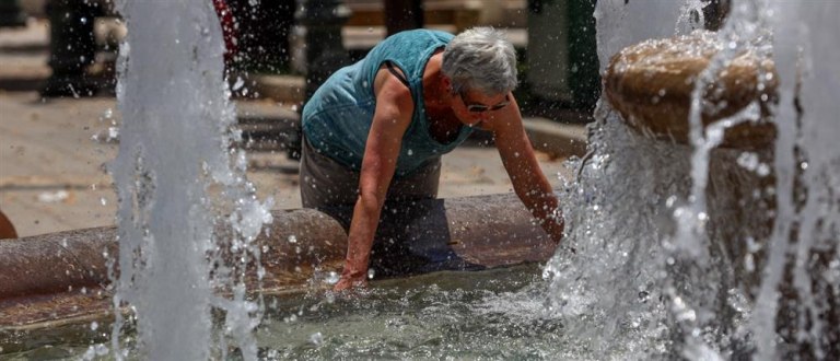 Καύσωνας: Πότε θα σημειωθούν οι υψηλότερες θερμοκρασίες – Οι πέντε περιοχές που θα «καούν»