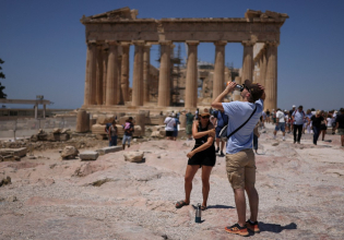 Καιρός: Νέο έκτακτο δελτίο για τον καύσωνα – Πού και πότε θα δούμε 42αρια
