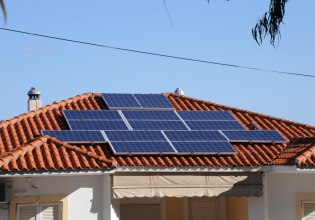 Φωτοβολταϊκά: 10+1 μυστικά για φθηνό ηλεκτρικό ρεύμα