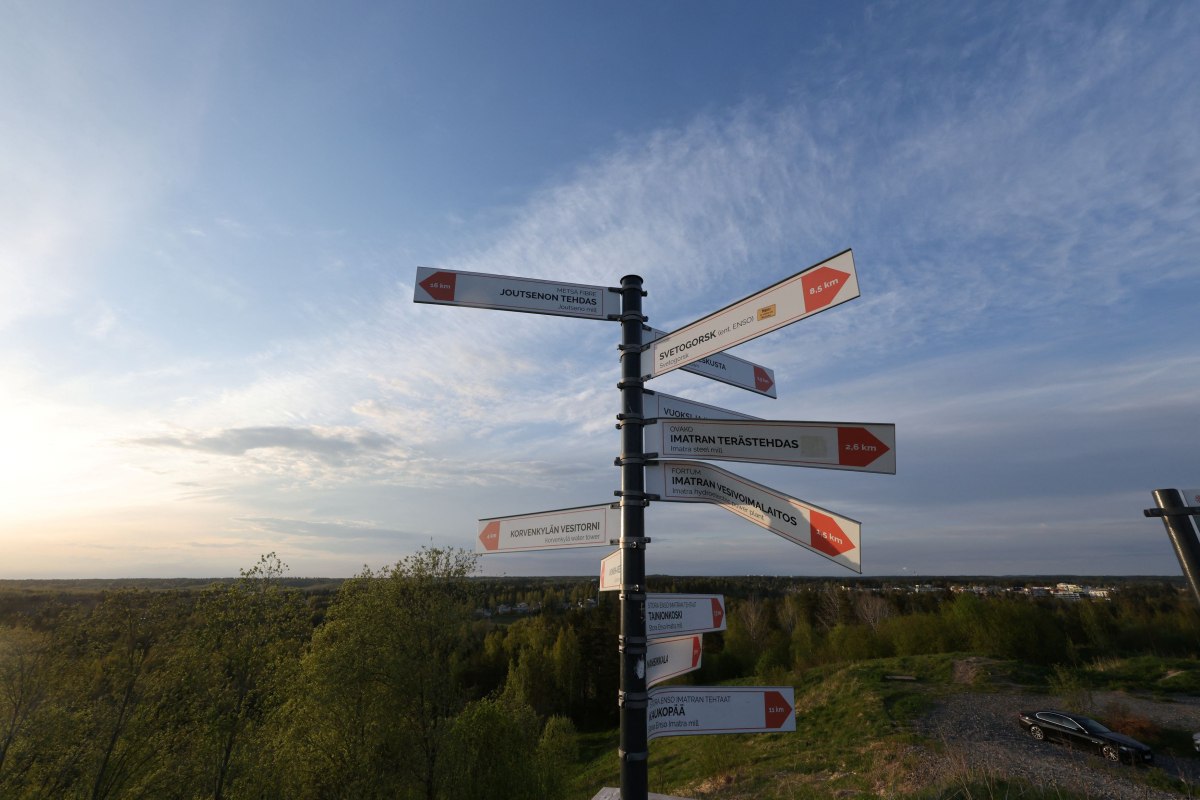 Είναι η Ευρώπη προετοιμασμένη για πόλεμο; Οι χώρες στα ανατολικά εξοπλίζονται και οχυρώνονται