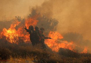 Γιατί η Ελλάδα είναι ιδιαίτερα ευάλωτη στις πυρκαγιές