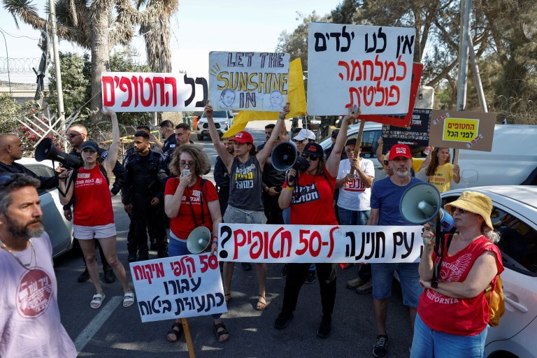 Ισραήλ: Ο Νετανιάχου υπόσχεται να φέρει πίσω όλους τους ομήρους – Τουλάχιστον 101 νεκροί στη Γάζα την Πέμπτη