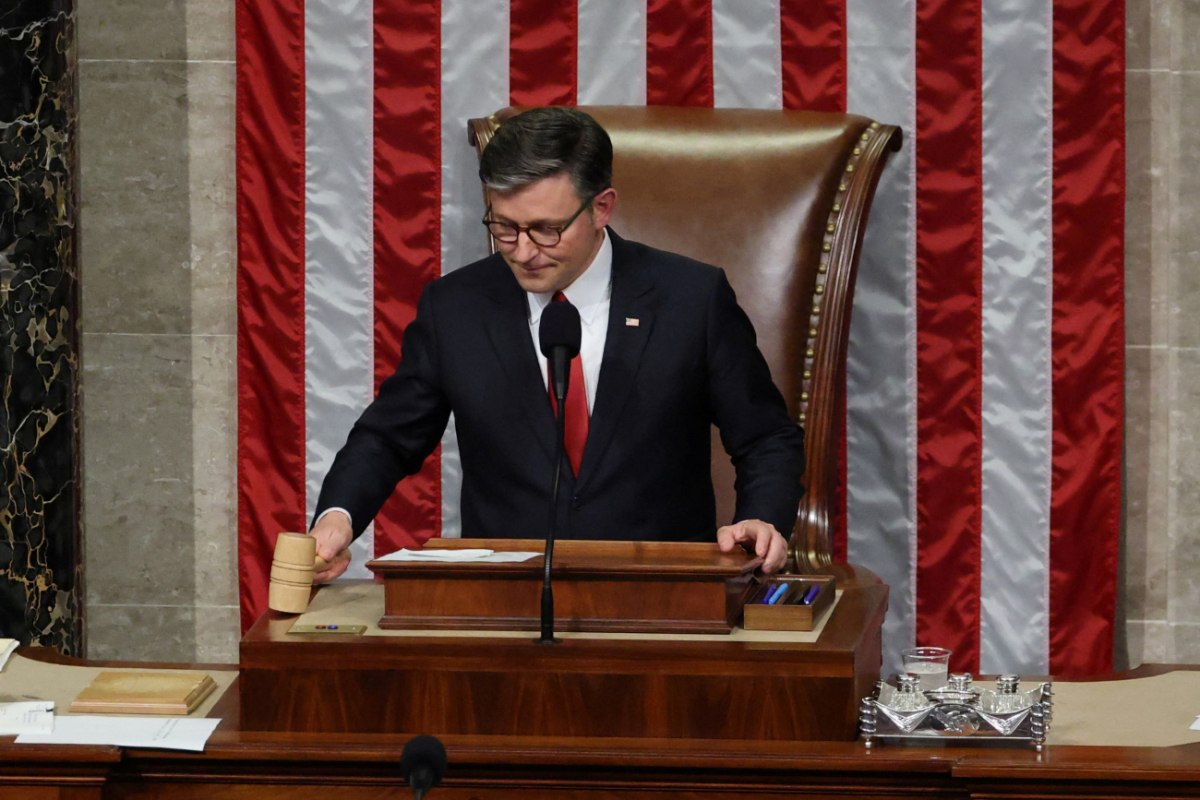 Υπόθεση Έπσταϊν: Ο πρόεδρος της Βουλής των ΗΠΑ ζητά από τον Τραμπ την δημοσιοποίηση των αρχείων